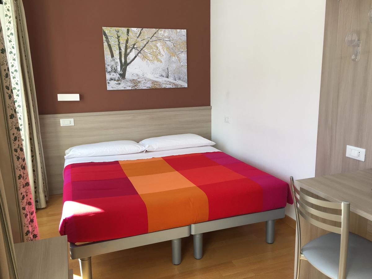 Villa d'AllegnoLa Vecchia Scuola住宿加早餐旅馆 外观 照片